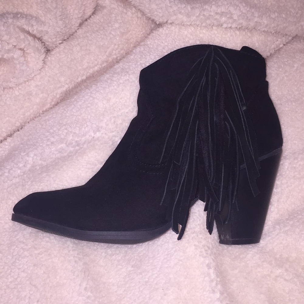 Black booties with fringe - Great Condition!